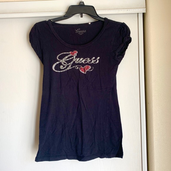 Guess Tops - Cute Guess tee